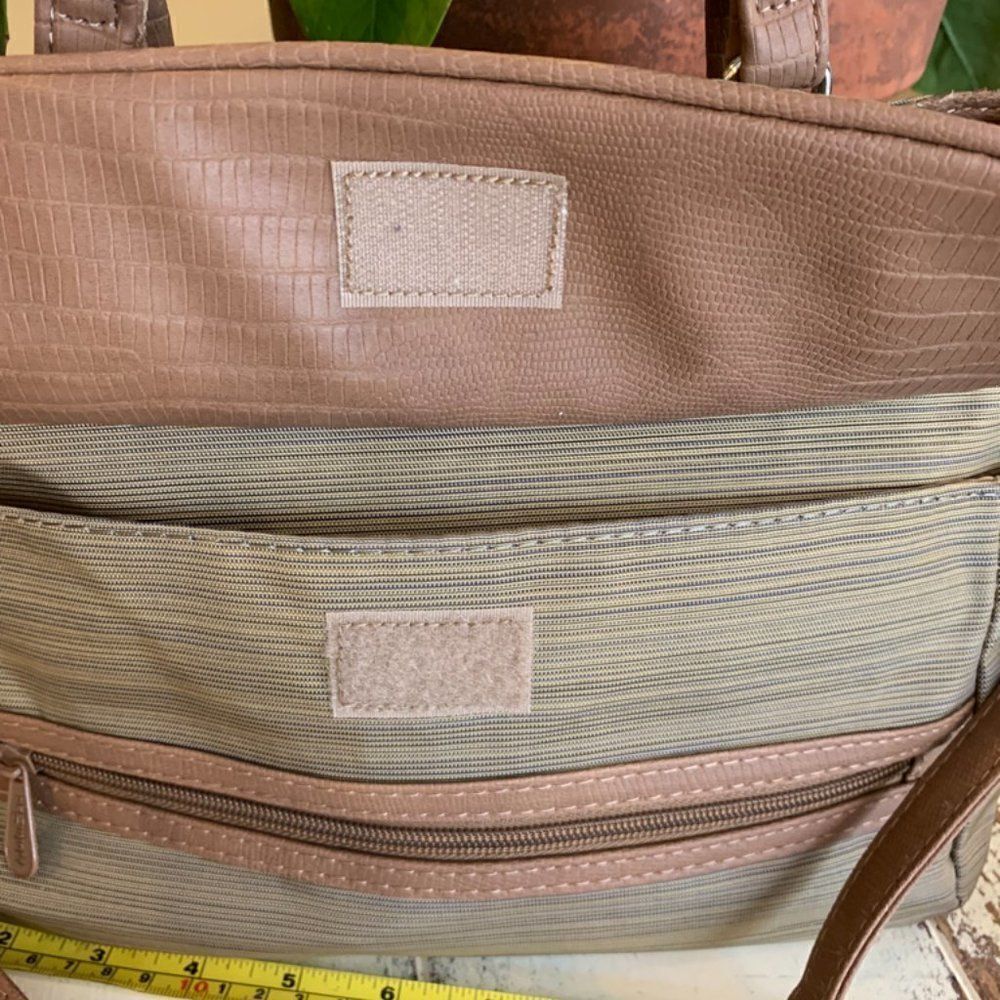 Multi Sac Nylon Purse - Picture 3 of 9